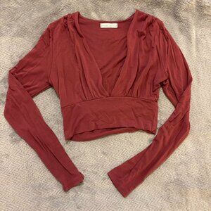 Boutique Long Sleeve V-Neck Top Size Small Burgundy
